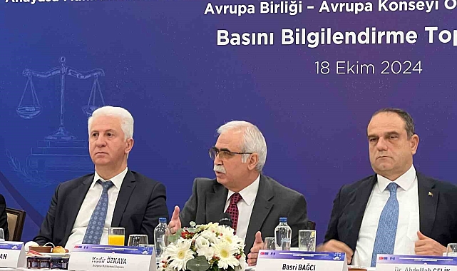 AYM Başkanı Özkaya: "HDP kapatma davasında raportörün incelemesi sürüyor"