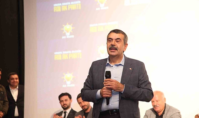 Bakan Tekin: "Yılda 250 milyon adet kitap çocuklarımızın masasında"