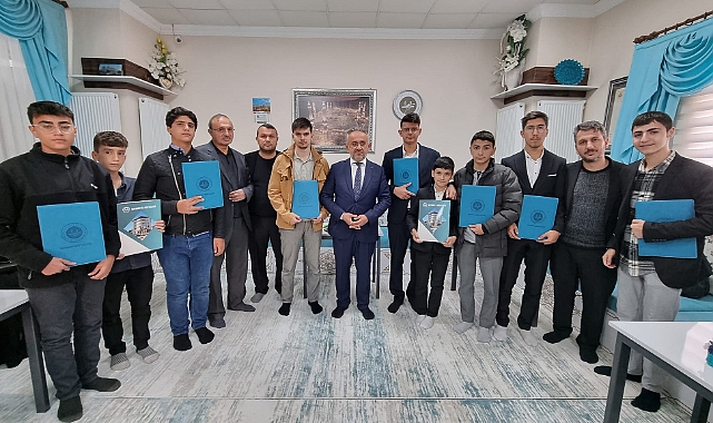 Hafızlar için tören düzenlendi