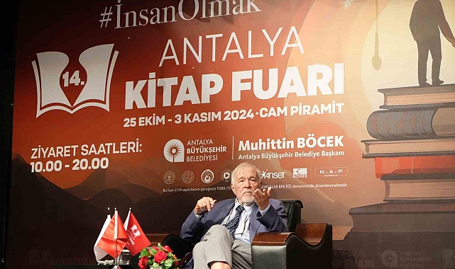 İlber Ortaylı'dan gençlere tavsiyeler: "Kendinizi yetiştirin, okuyun, dil öğrenin, gezin"