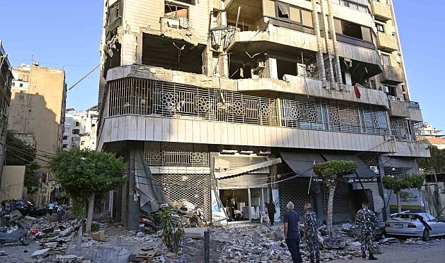 İsrail, Beyrut'un merkezini vurdu: 6 ölü, 7 yaralı