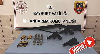 Jandarmadan silah operasyonu!