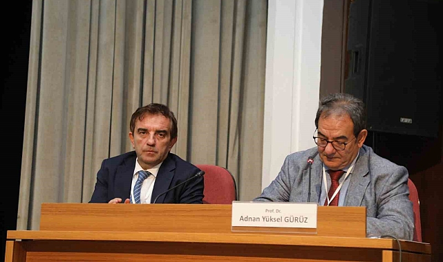 Prof. Dr. Aykut Özdarendeli: "Turkovac aşısının ilk filizlendiği merkez olmanın gururunu yaşıyoruz"