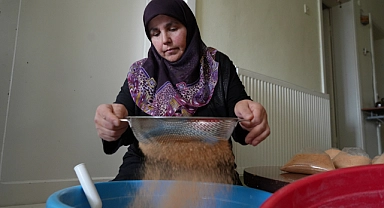 Tarhun ile tarhanayı birleştirdi, şimdi siparişlere yetişemiyor