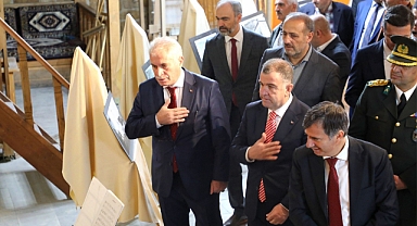 Taşhan'da 'Cumhuriyet' konulu resim sergisi