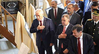 Taşhan'da 'Cumhuriyet' konulu resim sergisi