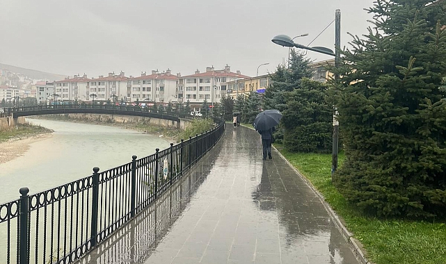 Yağmur ve rüzgar etkili oldu