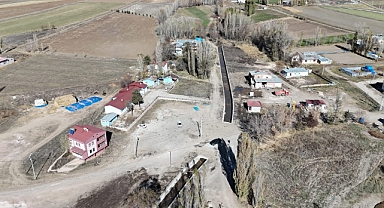 Aşağı Kırzı taşkın koruma inşaatında sona doğru