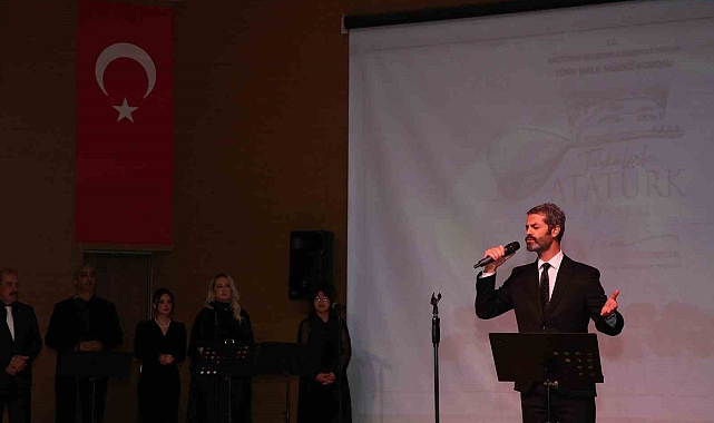 Atatürk türkülerle anıldı