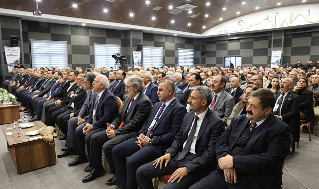 Elazığ'da '27. Uluslararası Hazar Şiir Akşamları' programı