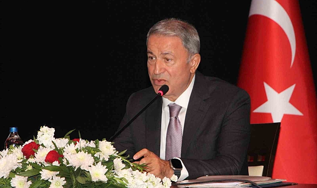 Hulusi Akar: "Bizim tek hedefimiz, derdimiz teröristler"