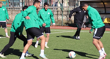 Konyaspor son antrenmanını Bayburt'ta yaptı