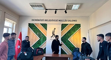 Mehmetçiğin ihtiyaçları, Demirözü Belediyesi'nden