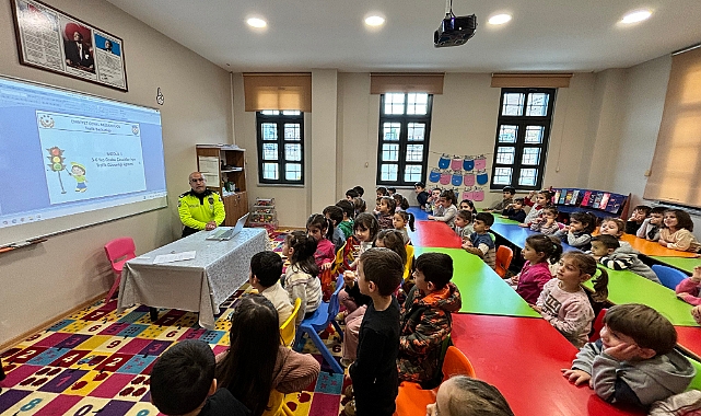 Minik öğrencilere trafik eğitimİ