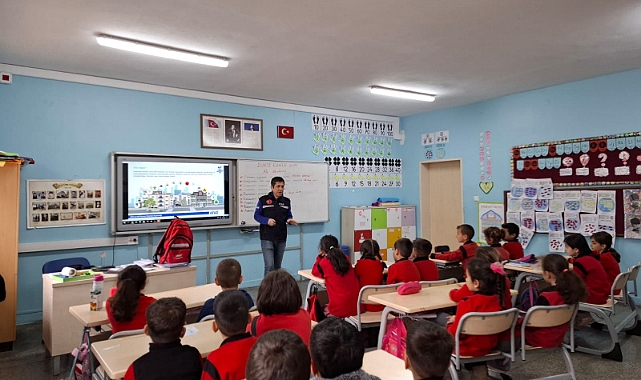 Öğrenciler afetlere karşı bilinçleniyor