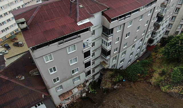 Rize'nin Çayeli ilçesinde heyelanın yaşandığı alan havadan görüntülendi