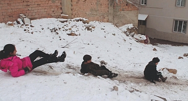 Yarın okullar tatil mi?