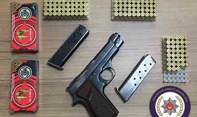 Alacaklısının evine silah zoruyla girmeye çalışan şahıs yakalandı