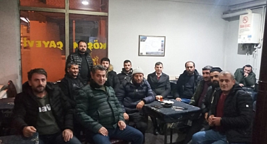 Ateş’ten kahvehane ziyareti