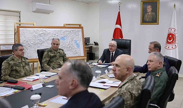 Bakan Güler: "Suriye Millî Ordusu'nun, toprakların tamamını kurtaracağına inanıyoruz"