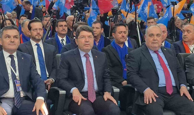 Bakan Tunç: "Şer şebekeleriyle, demokrasi düşmanlarıyla, darbeci anlayışla da savaşa savaşa bu noktalara geldik"