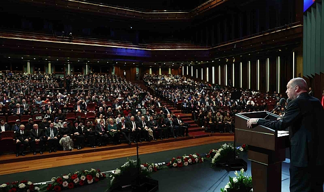 Cumhurbaşkanı Erdoğan: "Millete tepeden bakmayan herkese devlet olarak elimizden gelen desteği sağlıyoruz"