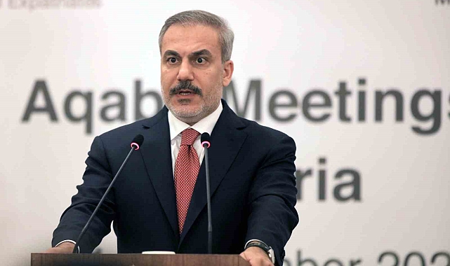 Dışişleri Bakanı Fidan: "Türkiye olarak Suriye halkıyla omuz omuza duracağız"