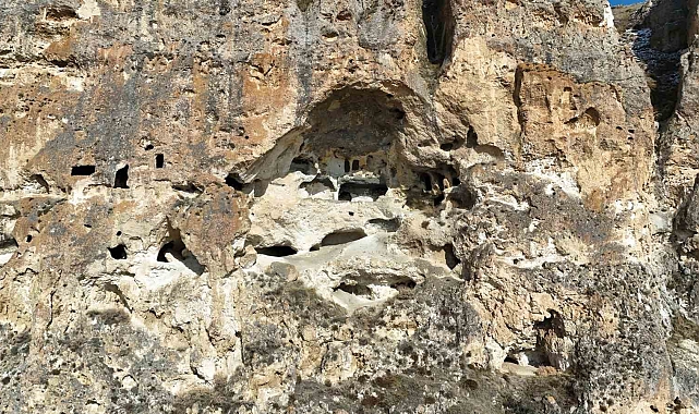 Erzurum'da Kırk Pencereli Mağaraları keşfedilmeyi bekliyor