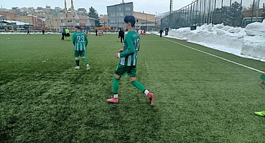 Konursuspor 3 puanı 5 golle aldı