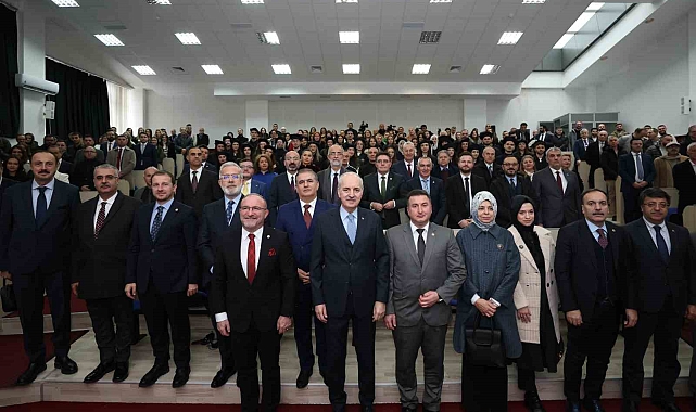 TBMM Başkanı Kurtulmuş: "Eğer yeni bir küresel sistemi inşa edemezsek dünyayı çok sayıda sıkıntının, belanın beklediğini hepimiz biliyoruz"