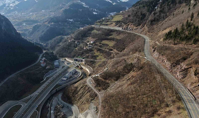 Yeni Zigana Tünelini açıldığı günden bu yana 587 günde 2 milyon 861 bin 599 araç kullandı