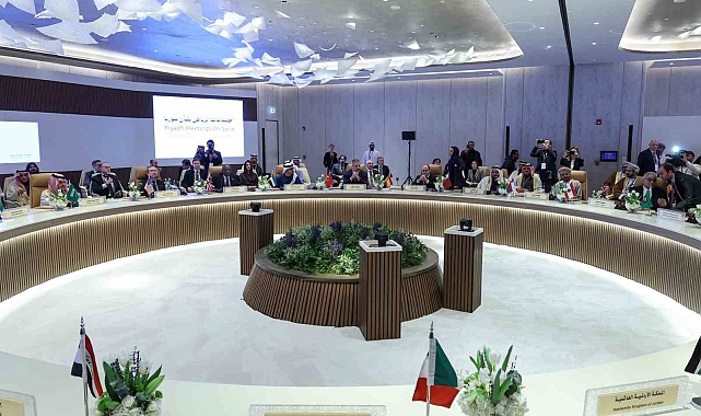 Bakan Fidan, Riyad'daki 'Suriye' toplantısında konuştu: "Bizlere düşen görev, Suriye'deki atmosferin suistimal edilmesini engellemektir"