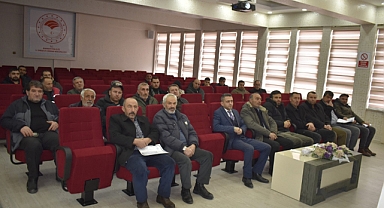 Canlı hayvan nakli yapan sürücülere eğitim verildi