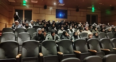 Kur’an kursu öğrencileri sinemada buluştu
