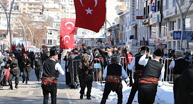 107. yılda coşkulu kutlama