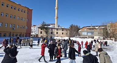 Şehit Nevzat Kaya İlkokulu’nda deprem tatbikatı
