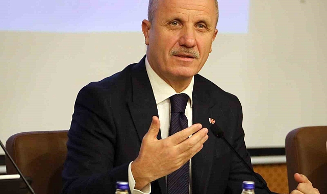 YÖK Başkanı Özvar: "Dijital ve yapay zekâ temelli programları bulunan üniversite sayısı 20'den 70'e çıkıyor"