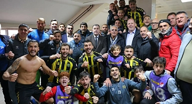 3 puan sonrası galibiyet pozu
