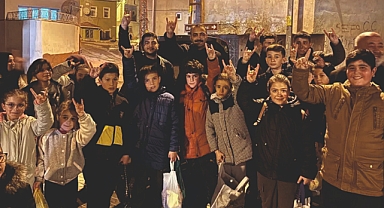 AK Gençlik ve Ülkü Ocakları’da ‘onbeşi’ için sokaklardaydı