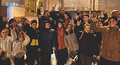 AK Gençlik ve Ülkü Ocakları’da ‘onbeşi’ için sokaklardaydı