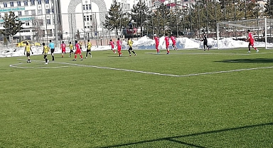 Amatörde ilk maçı Soğukgöze kazandı