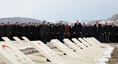 Çanakkale Zaferi törenlerle kutlandı