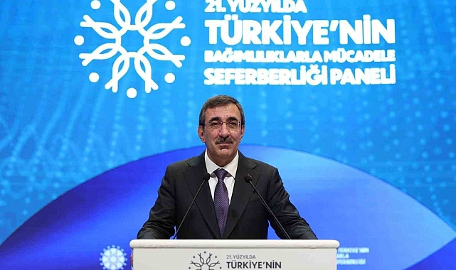 Cumhurbaşkanı Yardımcısı Yılmaz: "Son günlerde maalesef yargı süreçlerimizle ilgili sokaklarda hukuk dışı, hukuka aykırı bir takım eylemlerin, söylemlerin yaşandığını gördük"