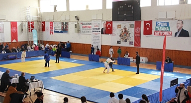 Judocu minikler mindere çıktı