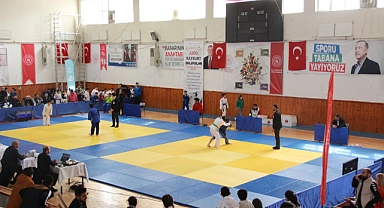 Judocu minikler mindere çıktı