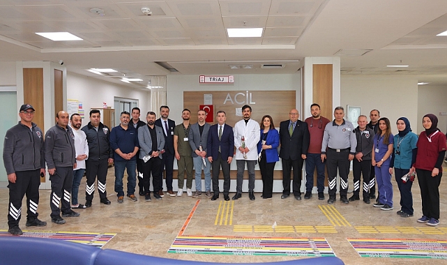 Vali Eldivan hastaneyi ziyaret etti