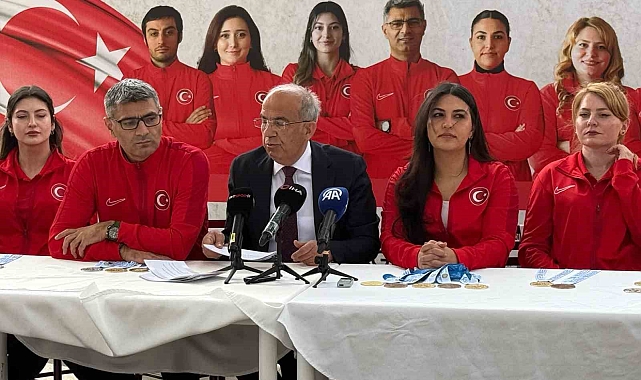 Yusuf Dikeç: "Yalnız olduğum yıllara baktığım zaman şimdi kendimi daha güçlü hissediyorum"