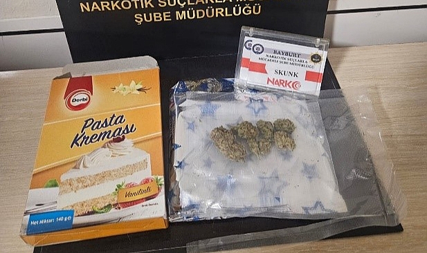 Zehir tacirleri bu kez de kargoyla denediler