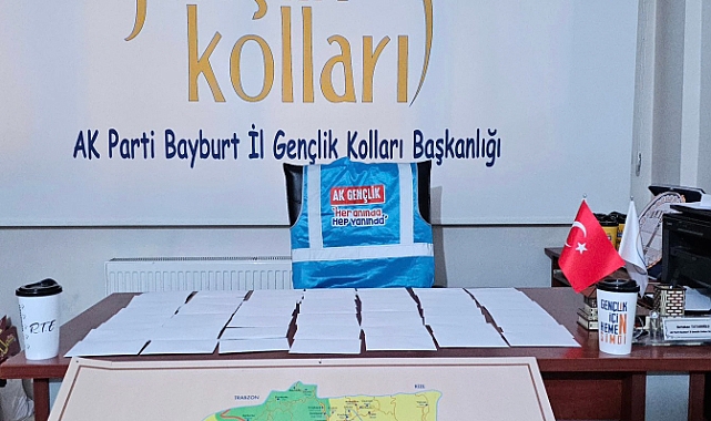 AK Gençlikten 'Yetim gülerse bayram gelir' projesi