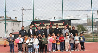 Demirözü’nde 23 Nisan coşkusu erken başladı